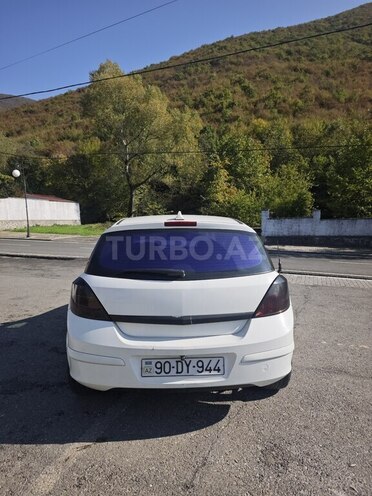Opel Astra 2009, 370,000 km - 1.4 l - Şəki