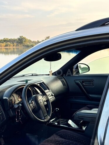 Infiniti FX35 2004, 131,000 km - 3.5 l - Yevlax
