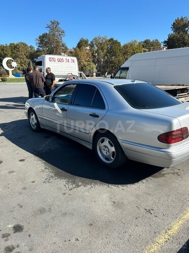 Mercedes E 200 1997, 350,000 km - 2.0 l - Bakı