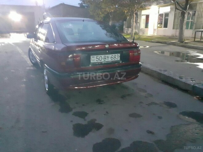 Opel Vectra 1995, 322,000 km - 2.0 l - Bakı