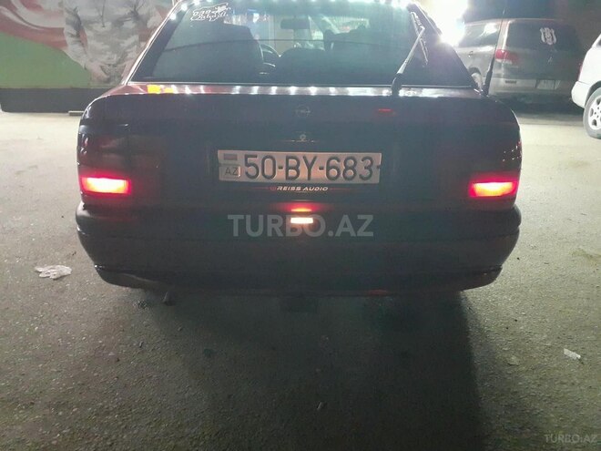 Opel Vectra 1995, 322,000 km - 2.0 l - Bakı