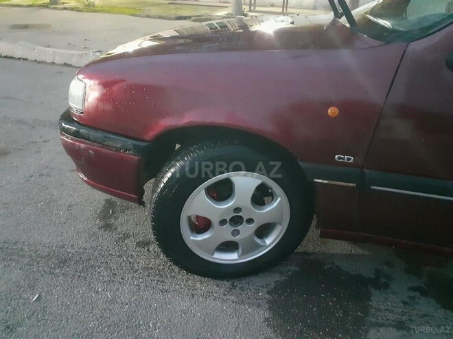 Opel Vectra 1995, 322,000 km - 2.0 l - Bakı