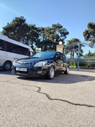Hyundai i30 2007, 290,000 km - 1.6 l - Biləsuvar