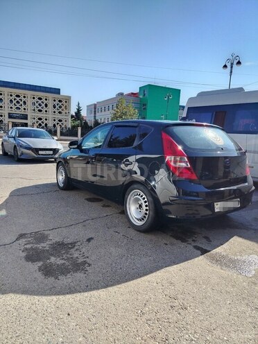 Hyundai i30 2007, 290,000 km - 1.6 l - Biləsuvar