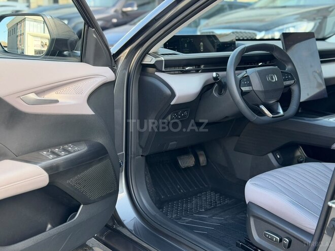 Changan Qiyuan A05 2025, 13,300 km - 1.5 l - Bakı