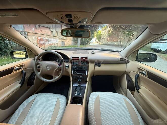 Mercedes C 240 2001, 233,000 km - 2.6 l - Bakı