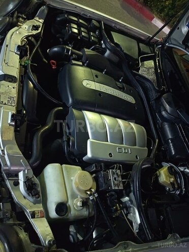 Mercedes E 220 2002, 648,245 km - 2.2 l - Bakı