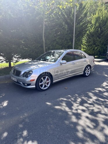 Mercedes C 270 2003, 230,000 km - 2.7 l - Bakı