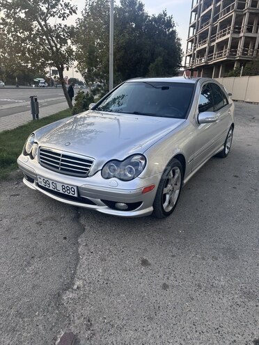 Mercedes C 270 2003, 230,000 km - 2.7 l - Bakı