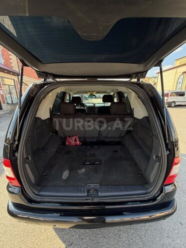 Mercedes ML 320 2002, 402,000 km - 3.2 л - Quba