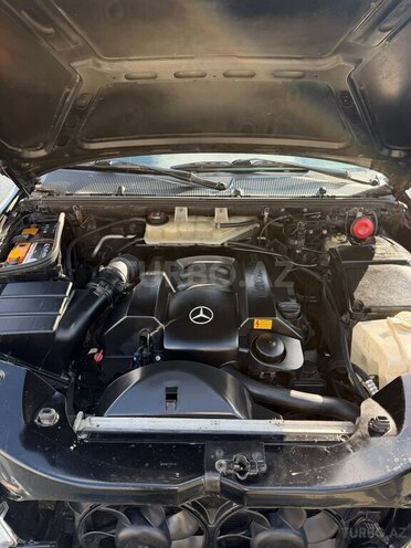 Mercedes ML 320 2002, 402,000 km - 3.2 л - Quba