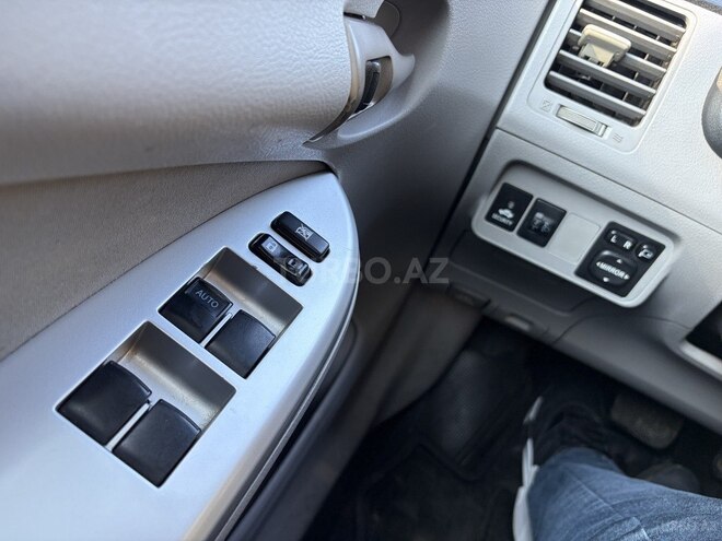 Toyota Corolla 2011, 259,000 km - 1.8 л - Bakı