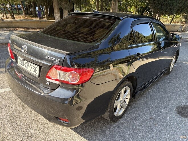 Toyota Corolla 2011, 259,000 km - 1.8 л - Bakı