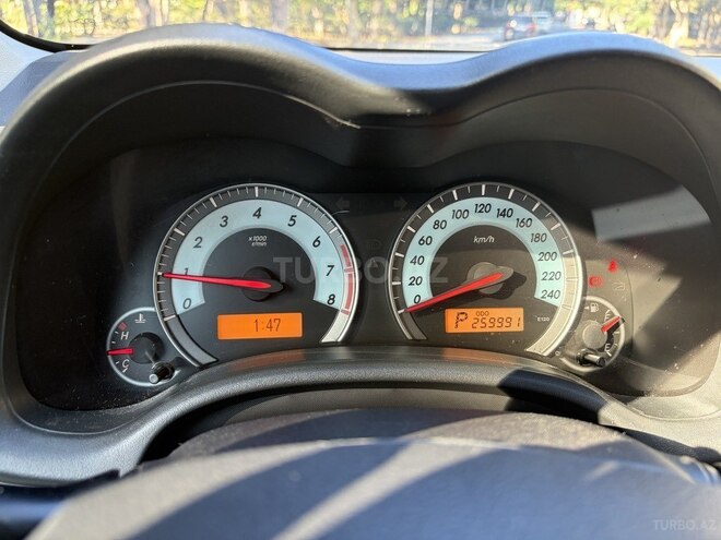 Toyota Corolla 2011, 259,000 km - 1.8 л - Bakı
