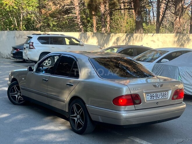 Mercedes E 220 1997, 2,350,000 km - 2.2 l - Bakı