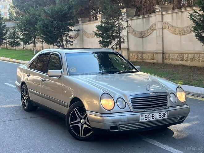 Mercedes E 220 1997, 2,350,000 km - 2.2 l - Bakı