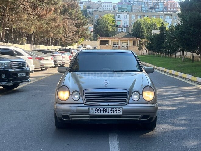 Mercedes E 220 1997, 2,350,000 km - 2.2 l - Bakı