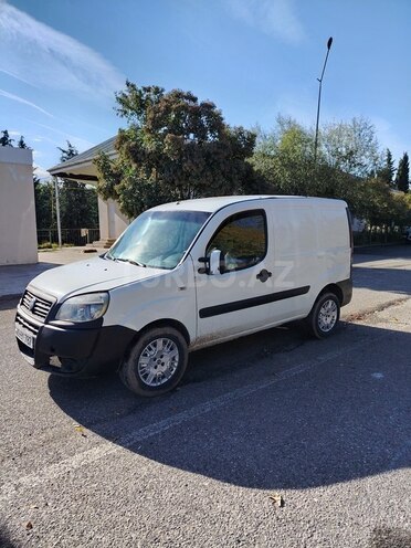 Fiat Doblo 2007, 323,123 km - 1.3 l - Bakı