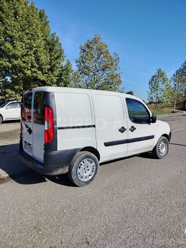 Fiat Doblo 2007, 323,123 km - 1.3 l - Bakı