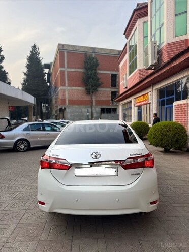 Toyota Corolla 2015, 195,000 km - 1.6 л - Masallı