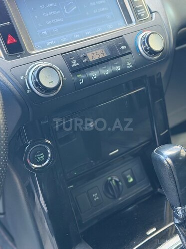 Toyota Land Cruiser Prado 2016, 243,000 km - 3.0 l - Bakı