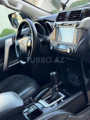 Toyota Land Cruiser Prado 2016, 243,000 km - 3.0 l - Bakı