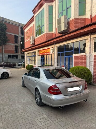 Mercedes E 320 2005, 204,000 km - 3.2 l - Masallı