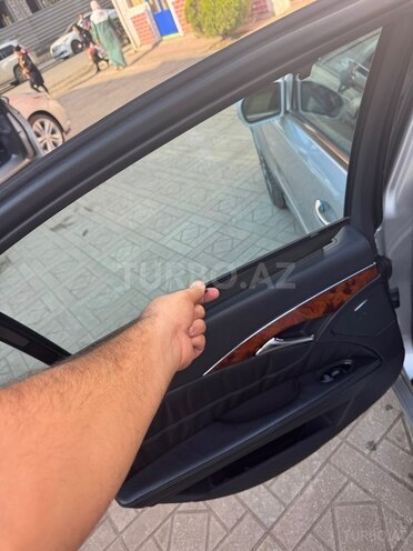Mercedes E 320 2005, 204,000 km - 3.2 l - Masallı