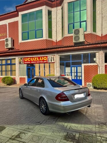 Mercedes E 320 2005, 204,000 km - 3.2 l - Masallı