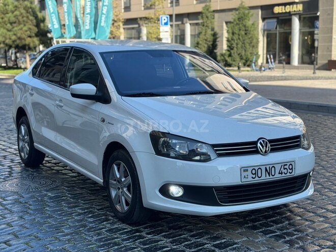 Volkswagen Polo 2012, 300,000 km - 1.6 l - Bakı