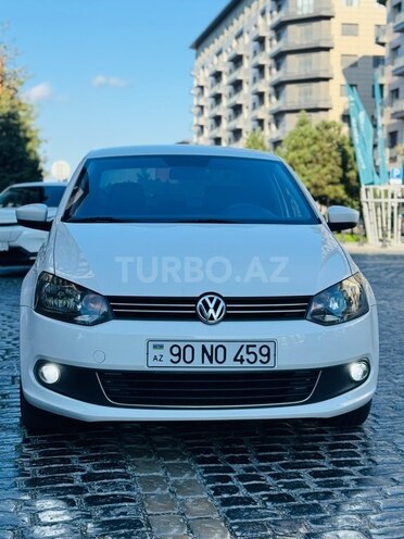 Volkswagen Polo 2012, 300,000 km - 1.6 l - Bakı