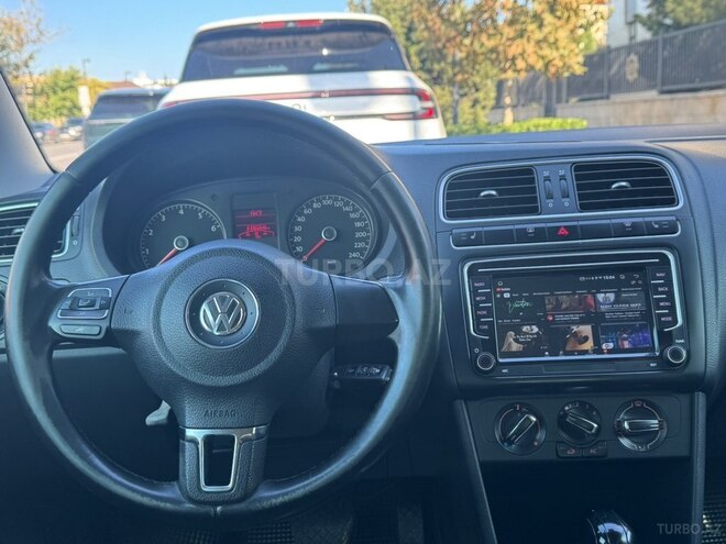 Volkswagen Polo 2012, 300,000 km - 1.6 l - Bakı