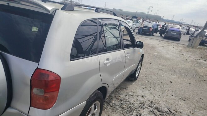 Toyota RAV4 2002, 272,000 km - 2.0 l - Bakı