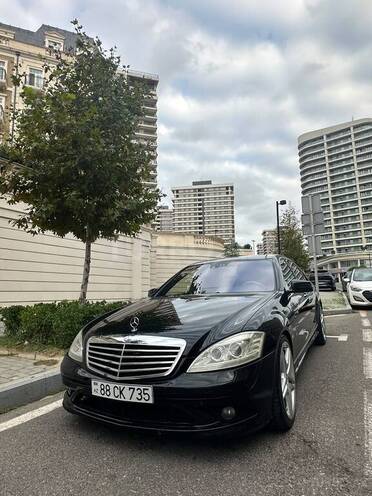Mercedes S 550 2008, 243,000 km - 5.5 l - Bakı