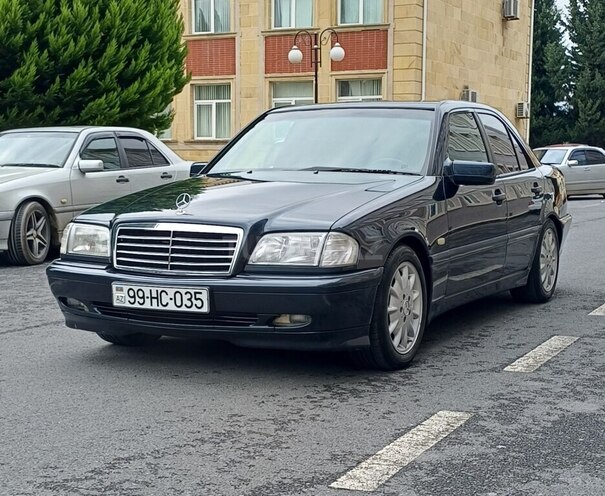 Mercedes C 200 1999, 230,000 km - 2.0 l - Balakən