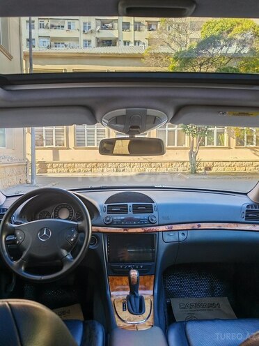 Mercedes E 240 2002, 149,900 km - 2.6 l - Bakı
