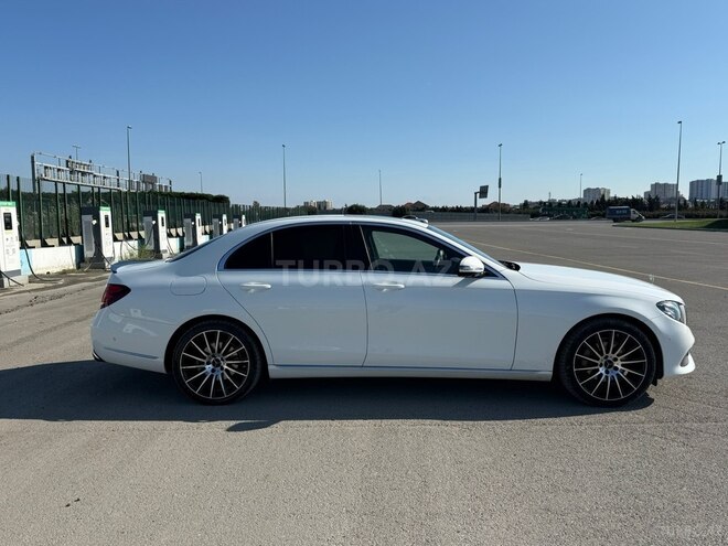 Mercedes E 220 d 2017, 299,000 km - 2.0 l - Bakı