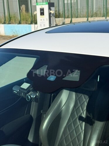 Mercedes E 220 d 2017, 299,000 km - 2.0 l - Bakı
