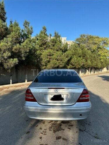 Mercedes C 240 2001, 290,000 km - 2.6 l - Bakı