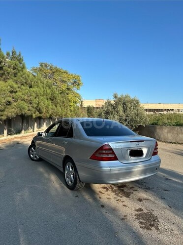 Mercedes C 240 2001, 290,000 km - 2.6 l - Bakı