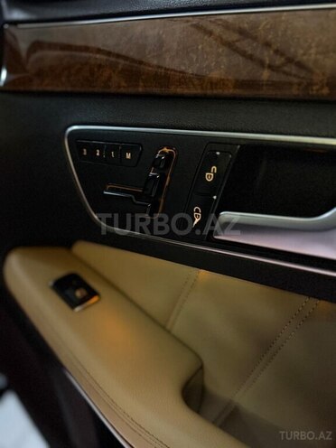 Mercedes E 300 2012, 287,000 km - 3.5 l - Sumqayıt