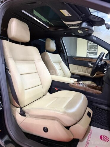 Mercedes E 300 2012, 287,000 km - 3.5 l - Sumqayıt