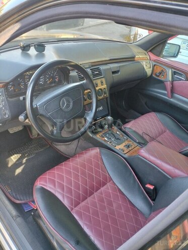 Mercedes E 230 1997, 350,000 km - 2.3 l - Bakı