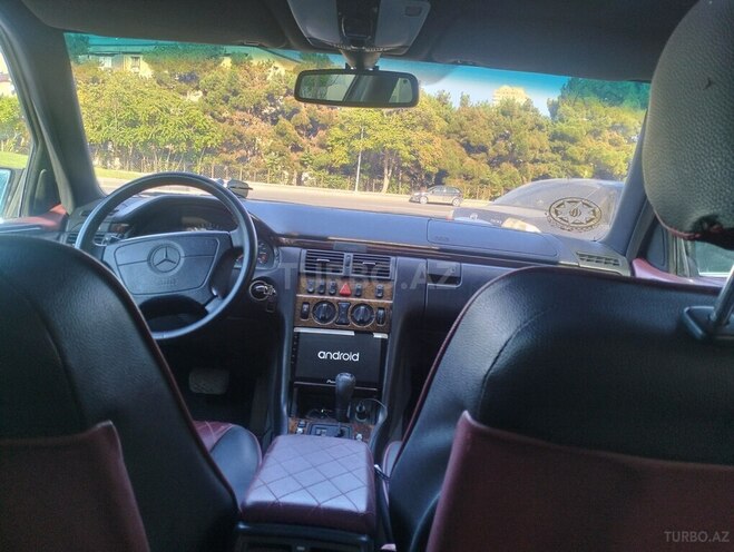 Mercedes E 230 1997, 350,000 km - 2.3 l - Bakı