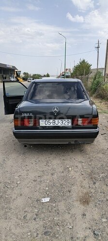 Mercedes 190 1989, 250,000 km - 2.0 l - Ağstafa