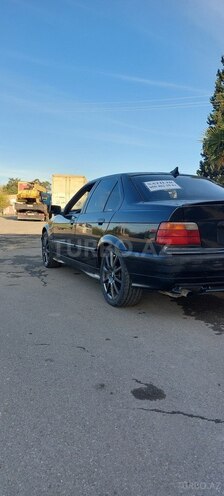 BMW 320 1993, 387,444 km - 2.0 l - İmişli