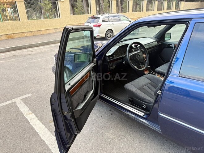 Mercedes 220 E 1995, 374,000 km - 2.2 l - Bakı