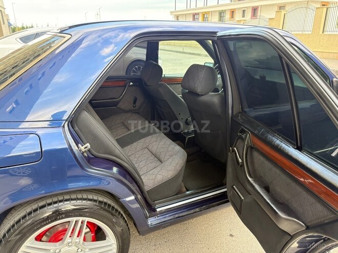 Mercedes 220 E 1995, 374,000 km - 2.2 l - Bakı