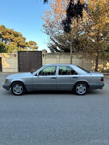 Mercedes E 220 1995, 488,000 km - 2.2 l - Bakı