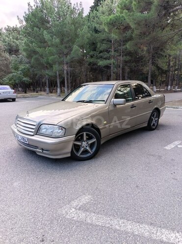 Mercedes C 220 1998, 568,963 km - 2.2 л - Sumqayıt